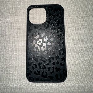 Casetify iphone 13 pro max black leopard case